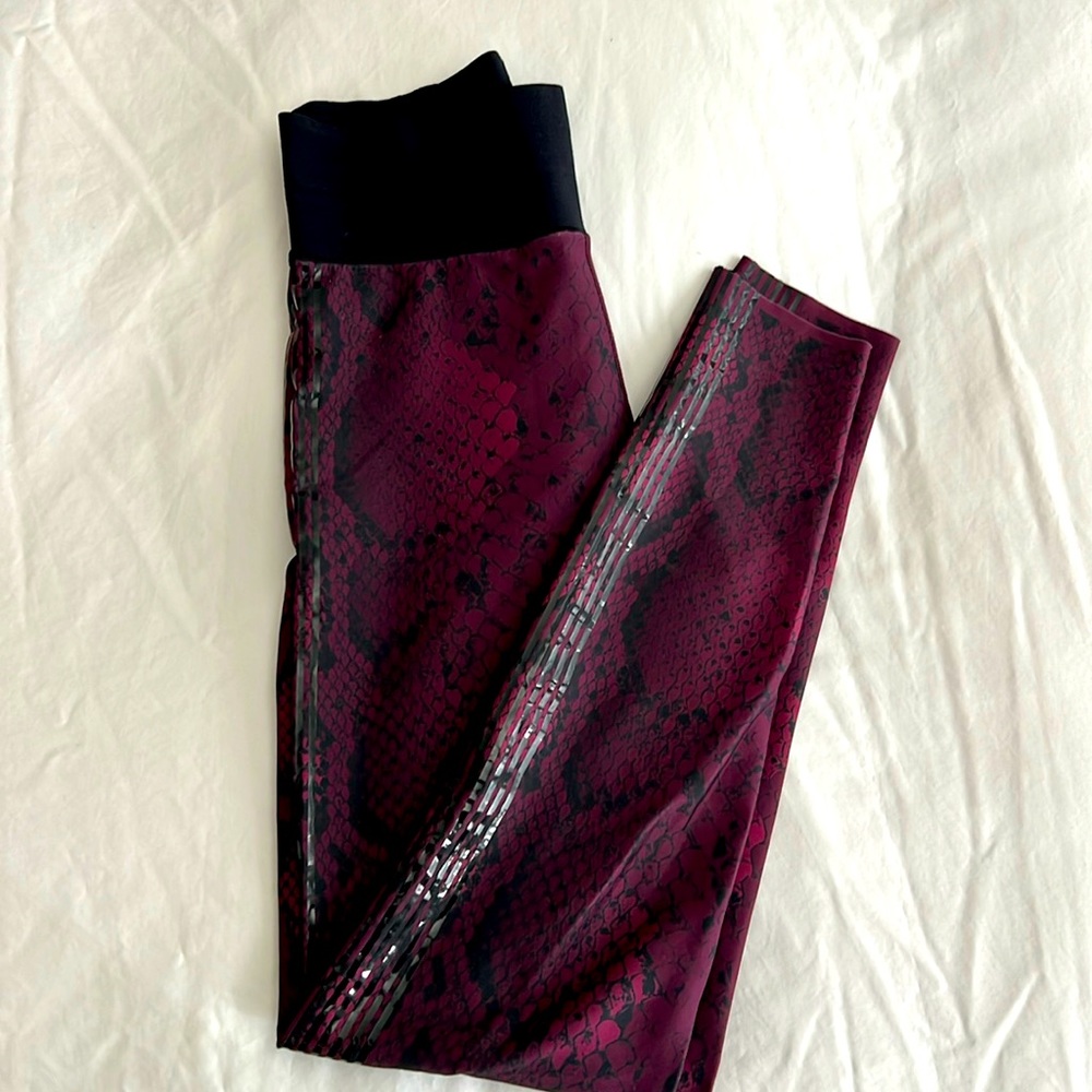 Ultracor patterned leggings